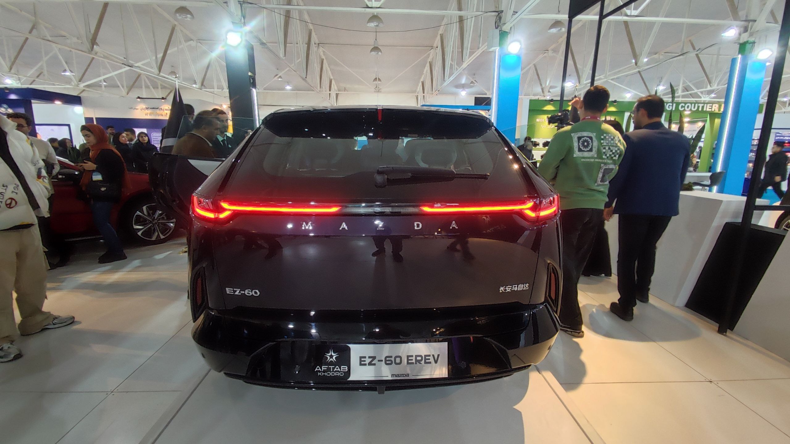 رونمایی از کراس اور مزدا EZ-60 EREV در نمایشگاه خودرو ساری ۱۴۰۴ رونمایی از کراس اور مزدا EZ-60 EREV در نمایشگاه خودرو ساری ۱۴۰۴
