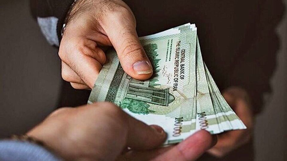 حساب بانکی این افراد امروز شارژ می شود