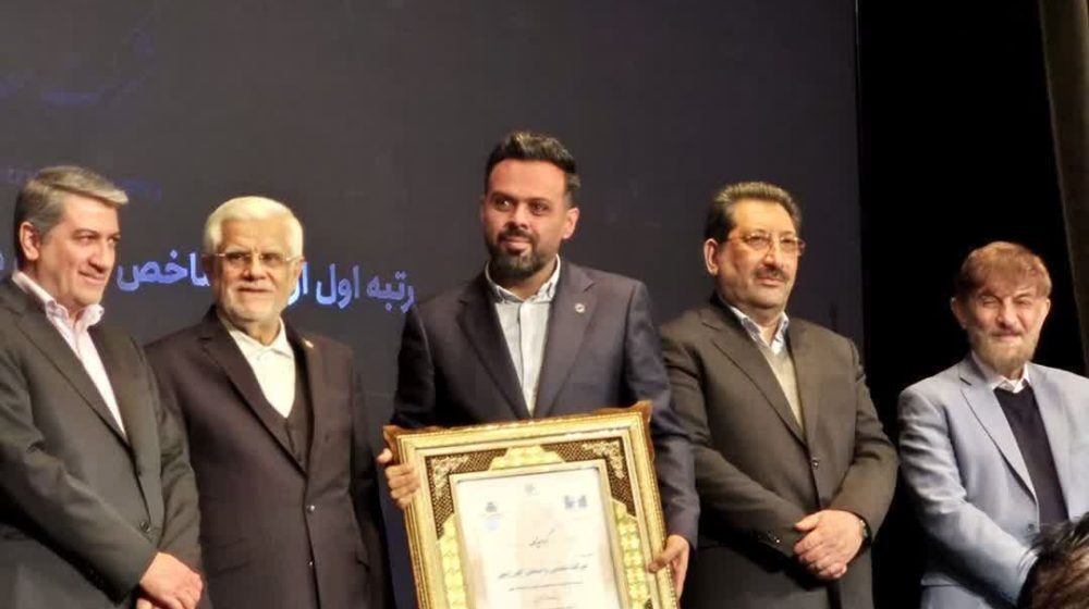 کسب رتبه نخست فروش در گروه اکتشاف، استخراج و خدمات جنبی میان ۵۰۰ شرکت برتر کشور به گهرزمین رسید