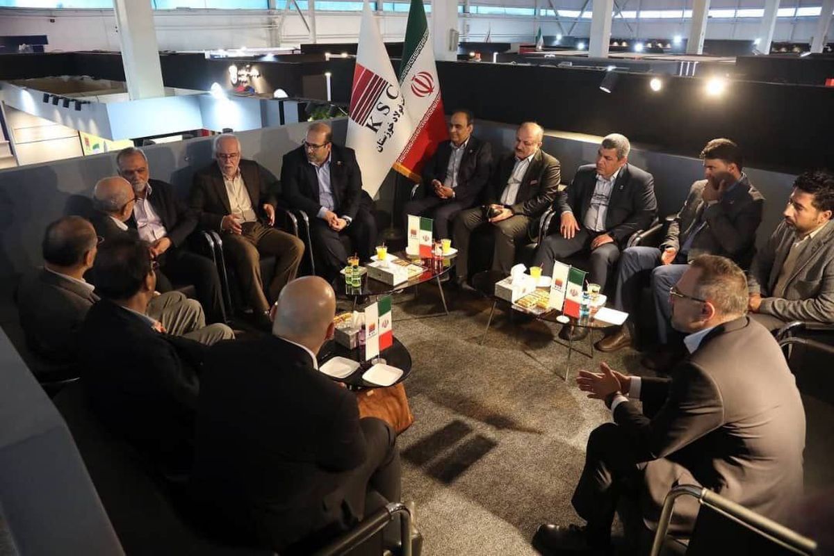 بازدید معاون اقتصادی و سازندگی سپاه پاسداران انقلاب اسلامی از غرفه فولاد خوزستان در نمایشگاه ایران اکسپو ۲۰۲۵