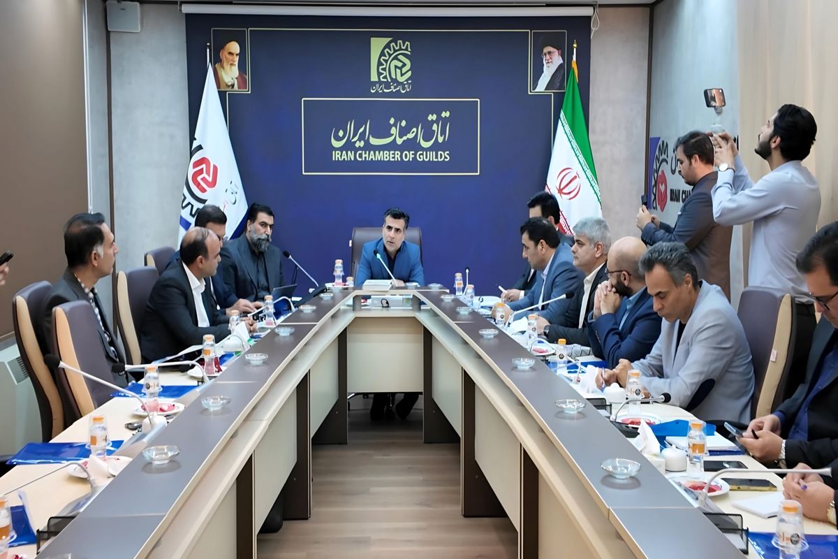 بزرگان اصناف پای کار نمایشگاه قطعات خودرو