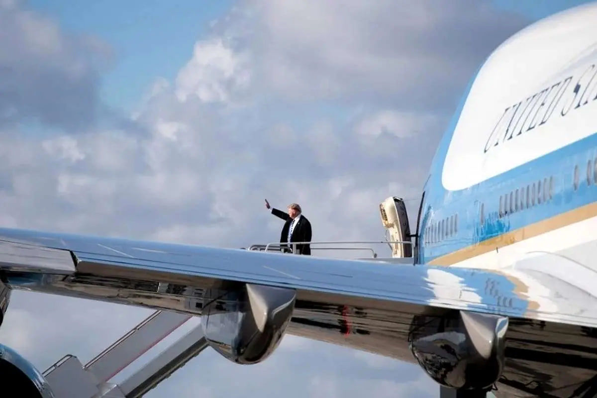 هدیه دردسرساز قطر به رئیس جمهور آمریکا / استیضاح ترامپ جدی شد