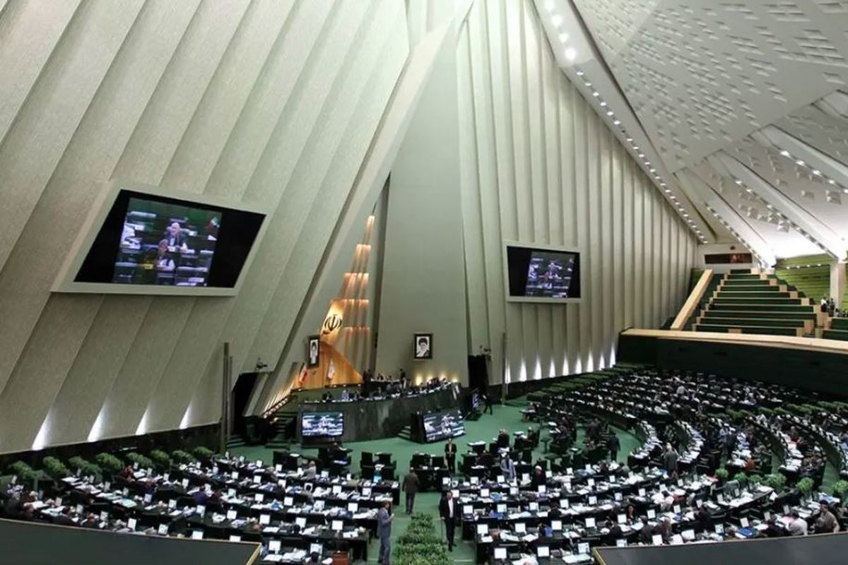 خودروساز ها دوباره زیر ذره بین مجلس می روند