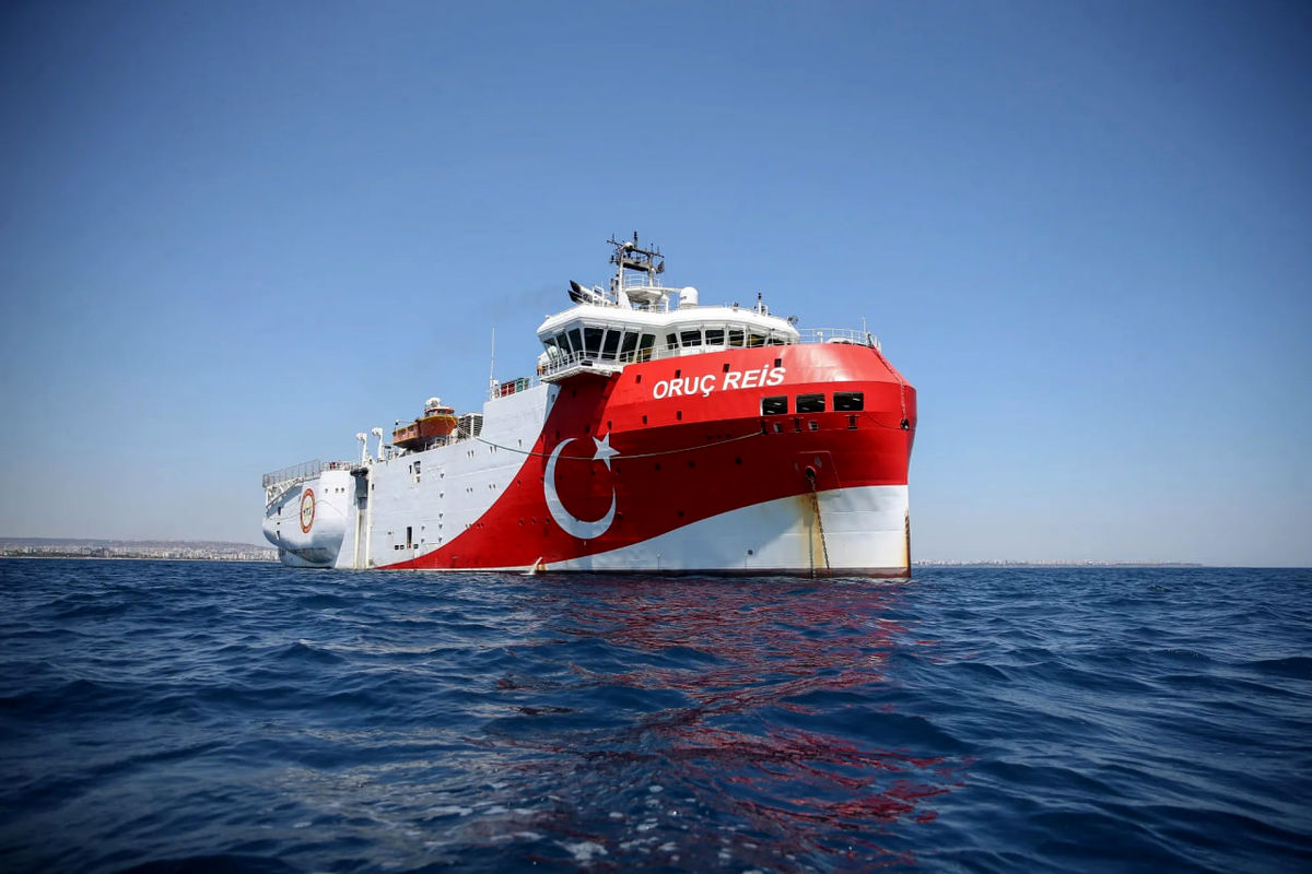 ترکیه گنجینه‌ای از نفت در اعماق دریا کشف کرد