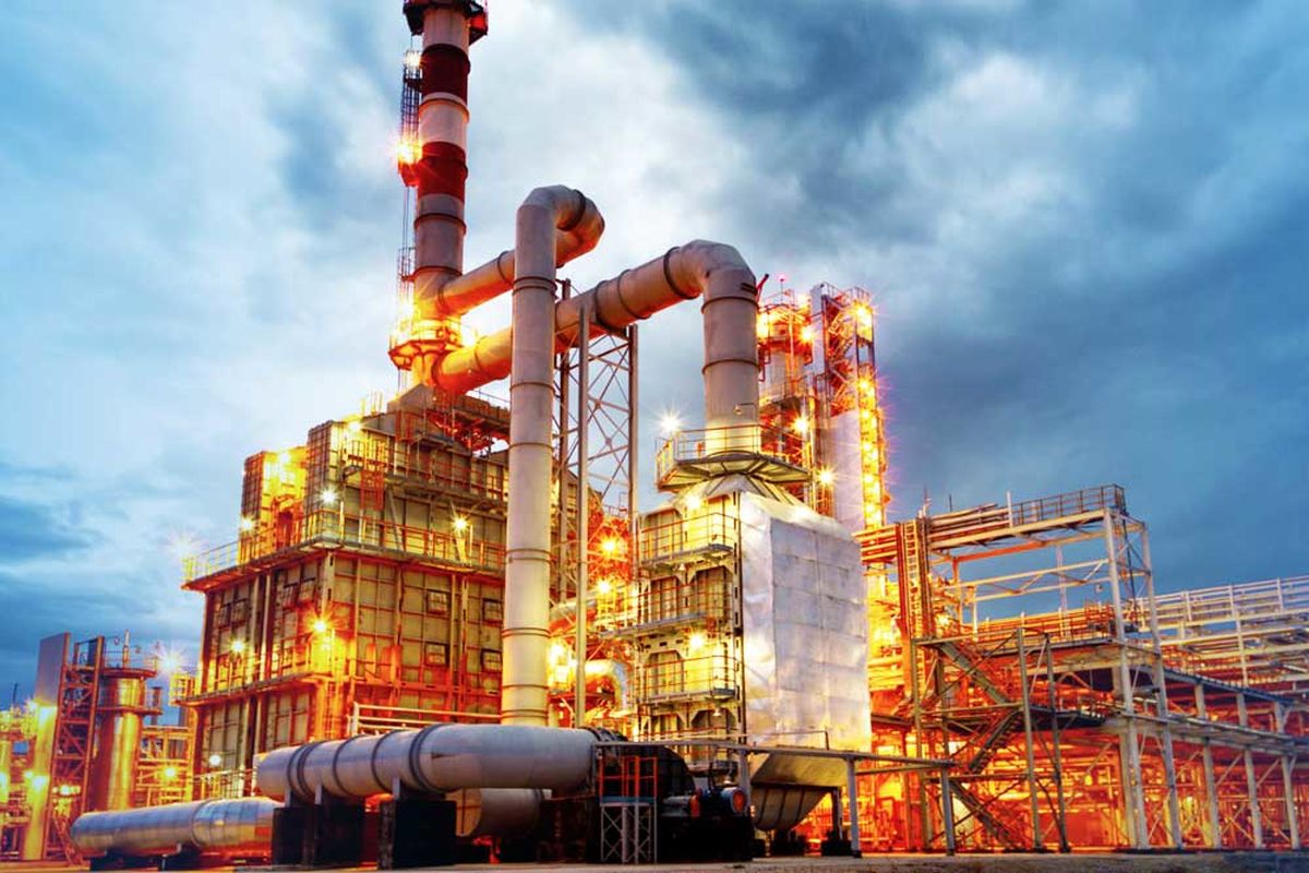 زلزله ۸ ریشتری در پتروشیمی ایران / اوضاع کشور وخیم شد