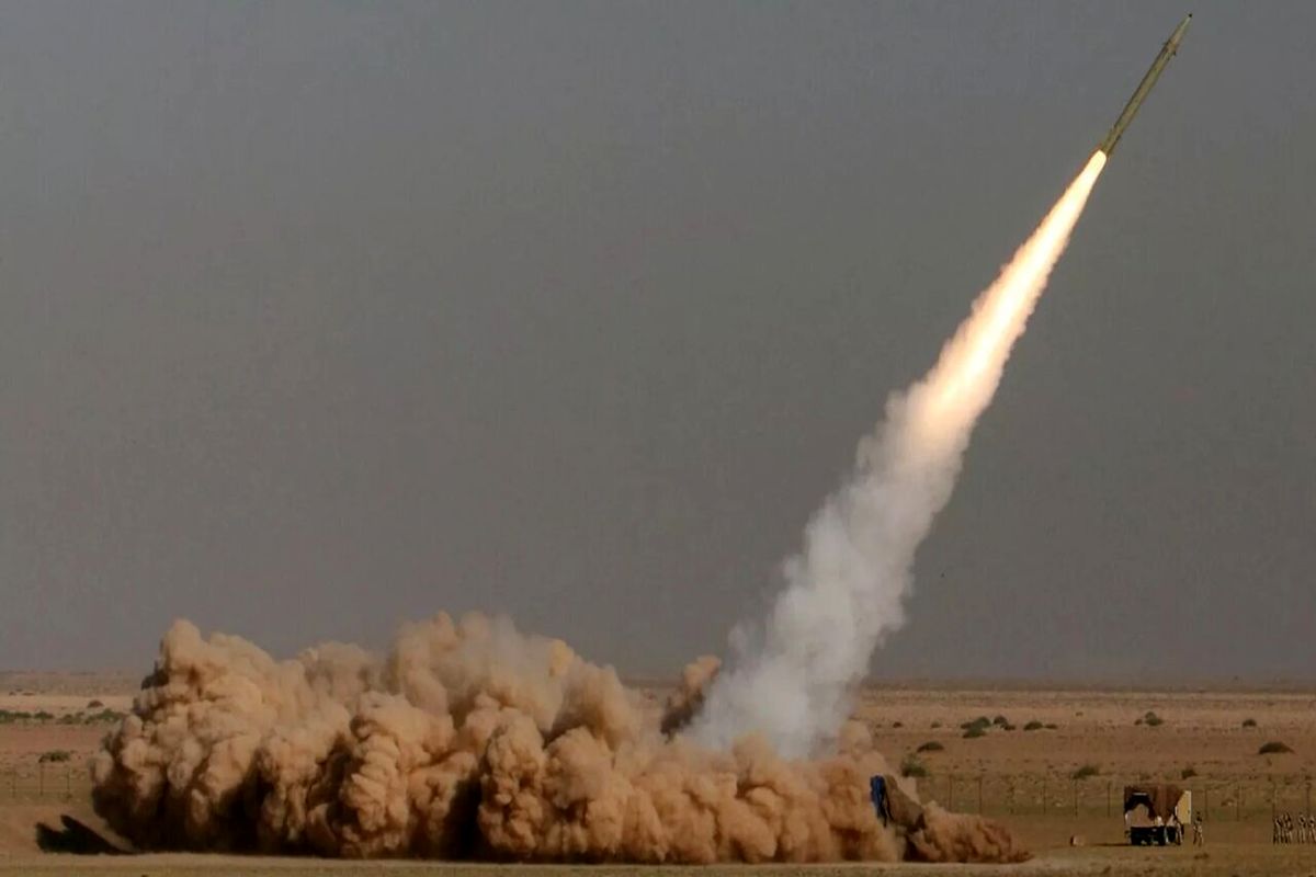 تصاویر جدید از لحظه شلیک موشک‌های ایران به اسرائیل وایرال شد