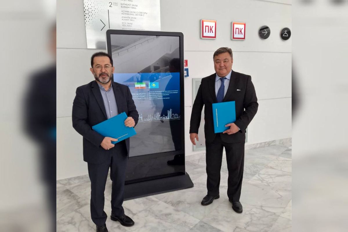 ایران و قزاقستان همکاری‌ های نمایشگاهی را توسعه می دهند