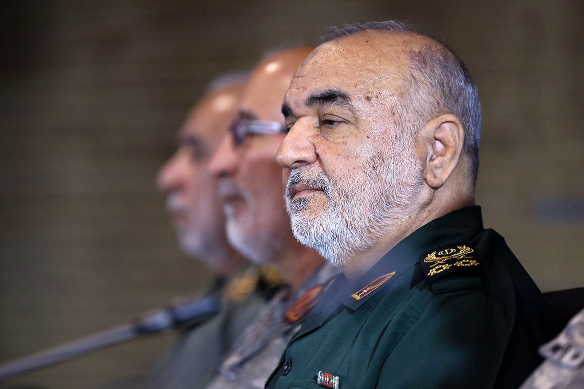 ناگفته های شهادت سرلشکر سلامی در حمله اسرائیل به ایران