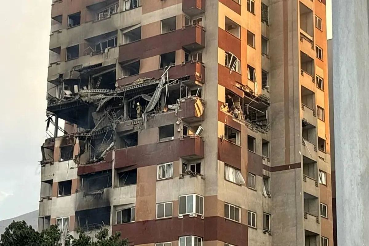 برای بازسازی واحدهای مسکونی با این شماره تماس بگیرید