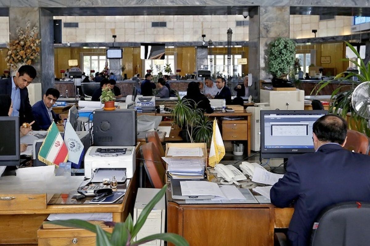 خبر خوش برای کارکنان دولت/ اصلاح بخشنامه تعیین حداقل حقوق سال ۱۴۰۴