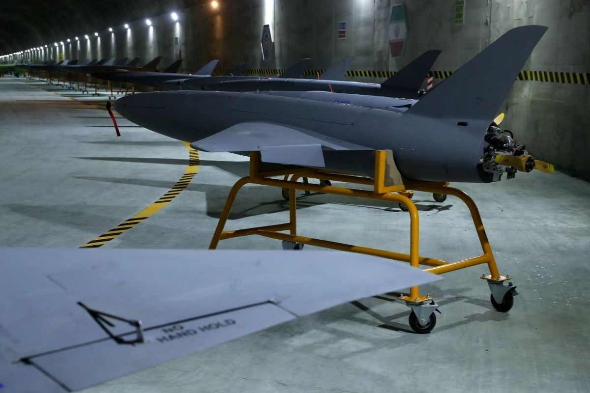 قدرت نمایی پدافندی ارتش / پهپاد انتحاری ایران وارد میدان شد