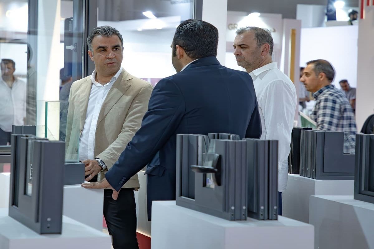 هفدهمین نمایشگاه در و پنجره آبان ماه برگزار می شود