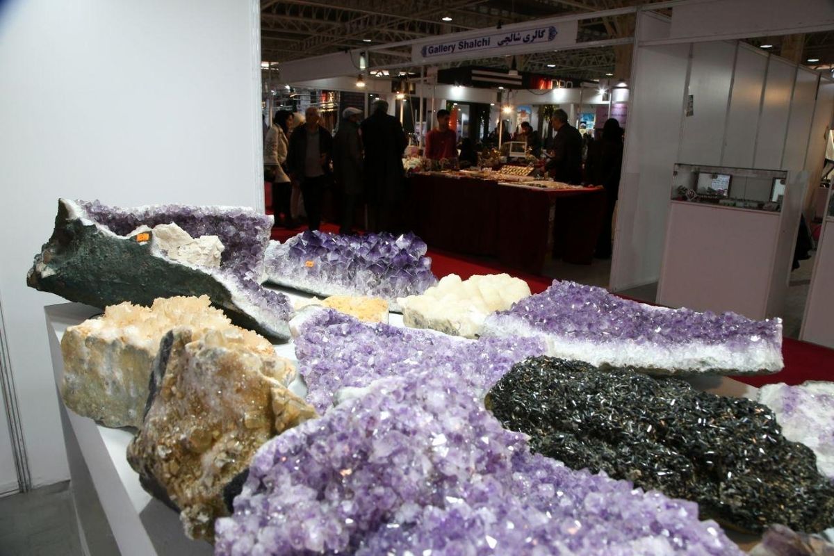 برگزاری دومین نمایشگاه گوهرسنگ ها با مشارکت فعالان گوهرسنگ سراسر کشور