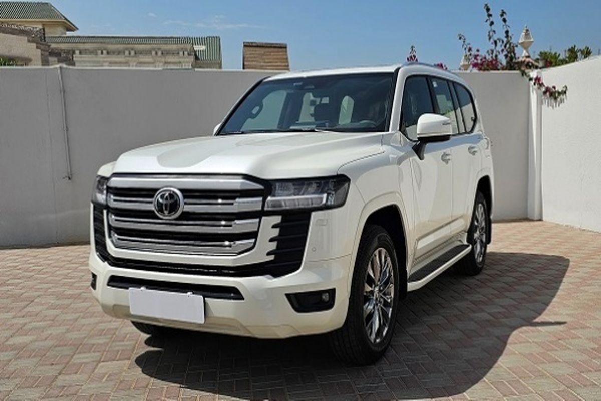 ورود رسمی تویوتا لندکروز ۲۰۲۵ به ایران با قیمت نجومی