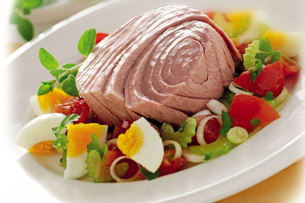 افزایش ۳۵ درصدی قیمت تن ماهی در بازار