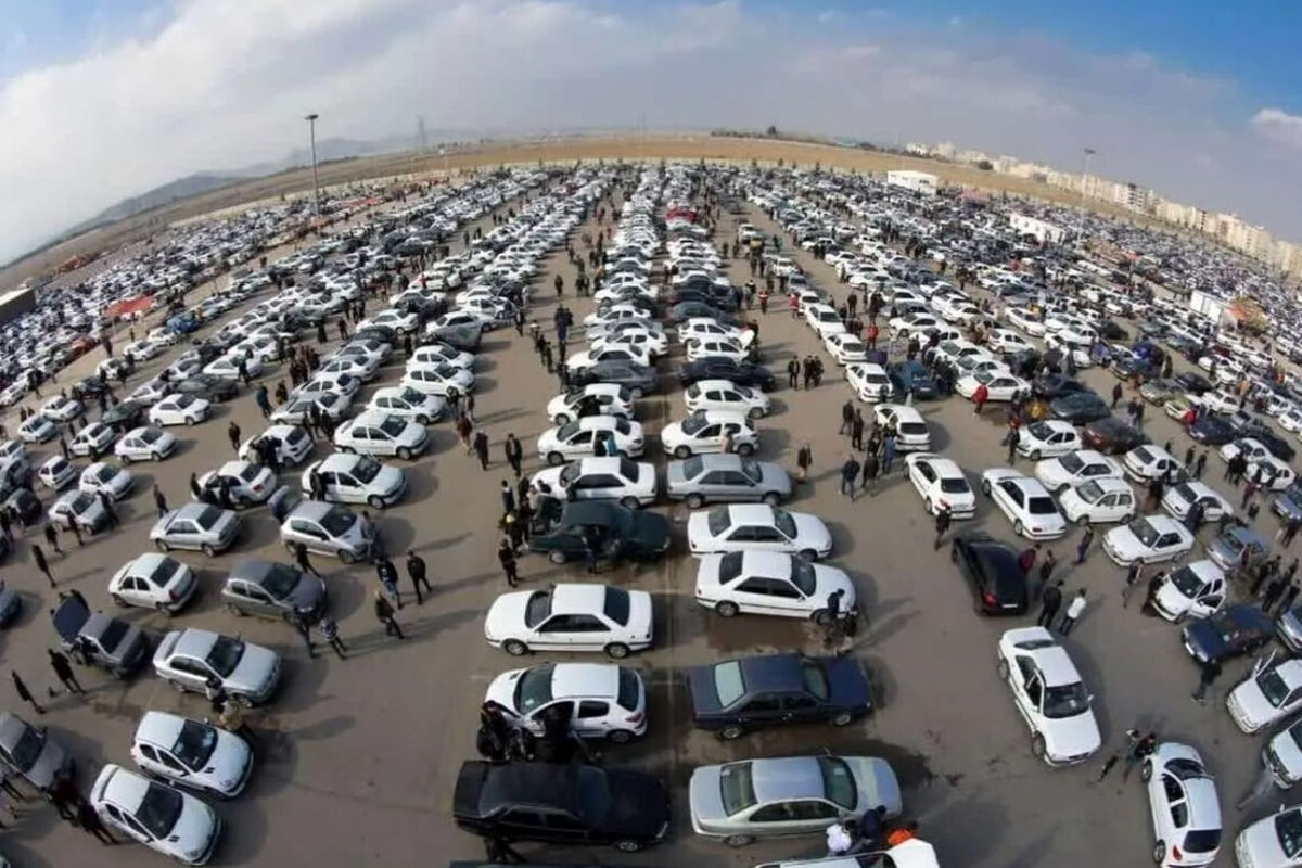 ریزش قیمت خودرو در بازار ادامه دارد+ لیست