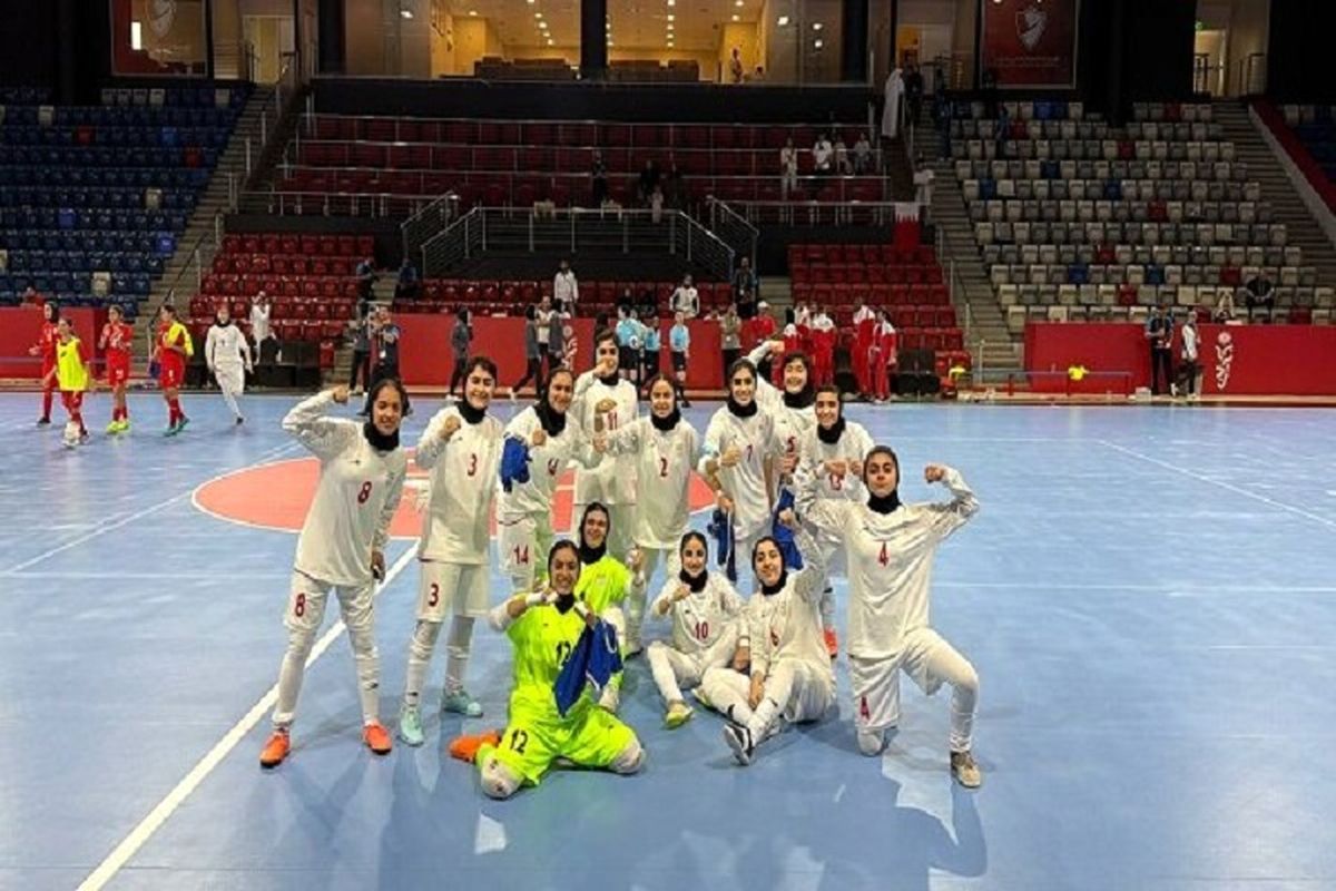 فاطمه شریف: امسال تیم ملی نوجوانان را به کافا اعزام کنند / پاداش کادر فنی؟ هنوز دریافت نکردیم