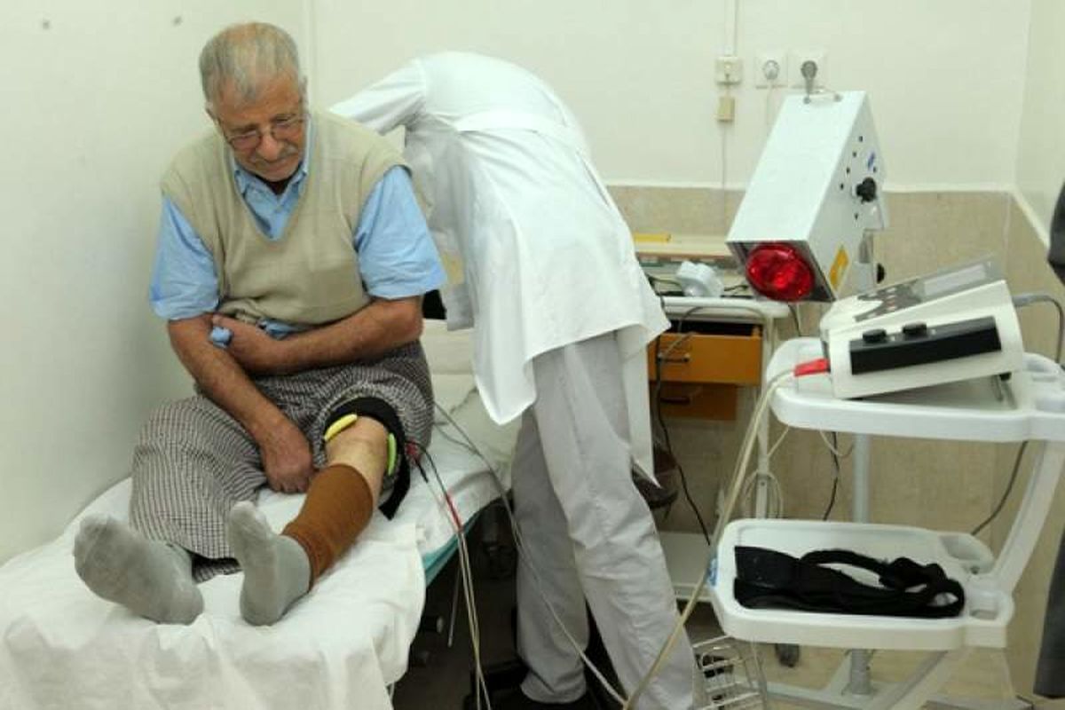 هشدار جدی درباره نظام سلامت/ کیفیت خدمات و پرداخت مستمری‌ها در معرض تهدید