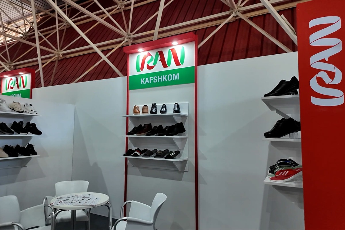 فیلم | استقبال از کفش با کیفیت ایرانی در قلب دریای کارائیب / کفش‌کام در کوبا درخشید