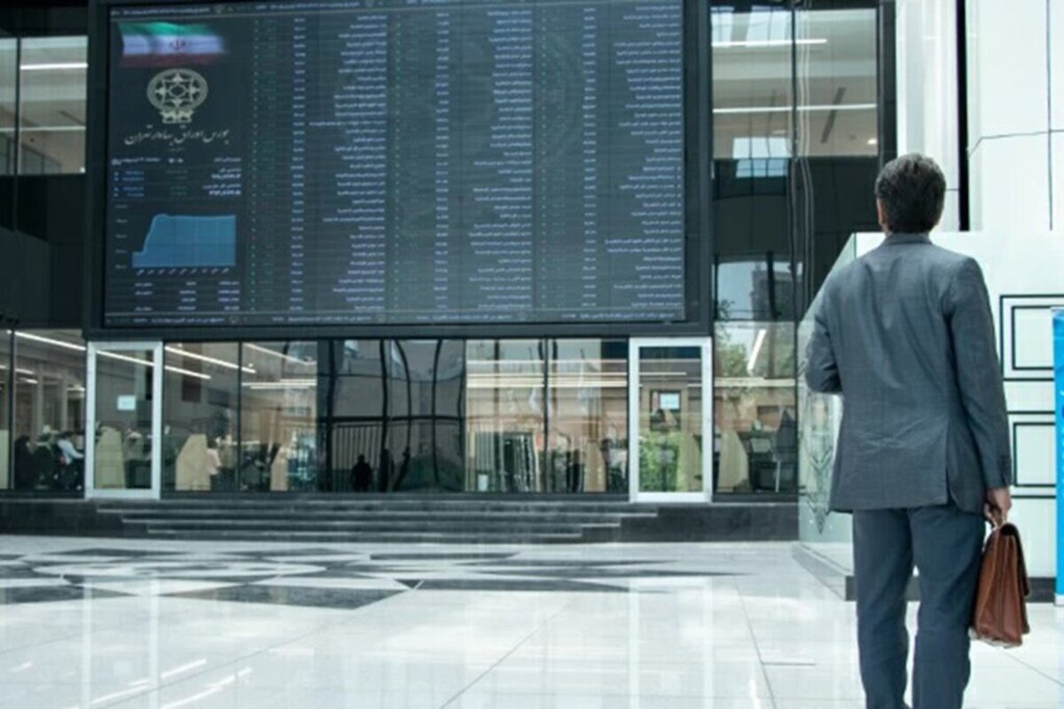 لباس سبز بر تن بورس ایران/ شاخص کل ۲۷ هزار و ۷۲۳ واحد افزایش یافت