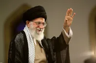 جمعی از کارگران با رهبر انقلاب دیدار کردند