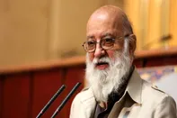 زاکانی در شهرداری تهران می‌ماند