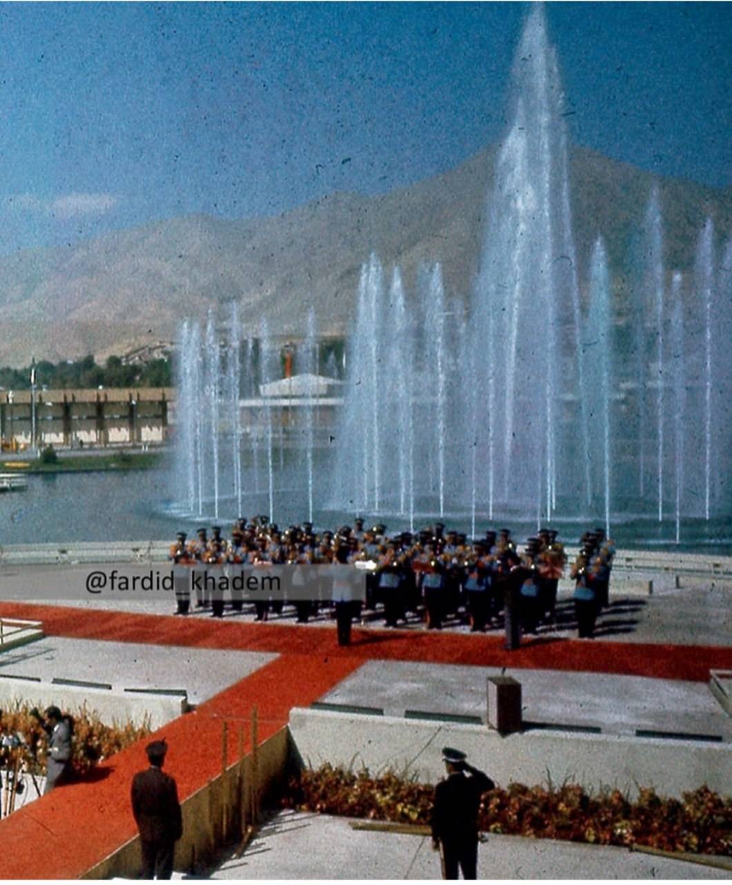 خاطره بازی با نمایشگاه تهران در دهه ۴۰ شمسی خاطره بازی با نمایشگاه تهران در دهه ۴۰ شمسی