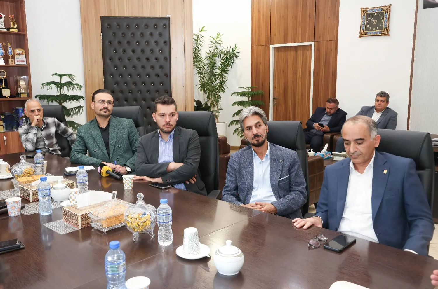 نشست مدیرعامل نمایشگاه