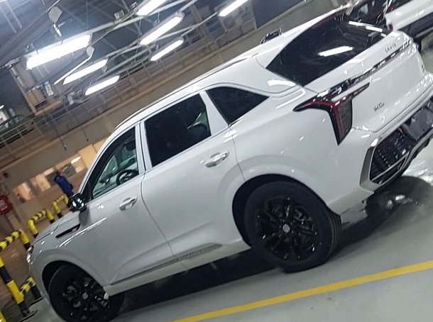 شاسی بلند جدید ایران خودرو در راه بازار + تصاویر