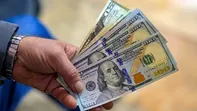 عرضه ۲ میلیارد دلار در بازار / چرا قیمت ارز کاهش نیافت؟