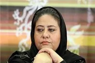 هنرپیشه نادم فقط با یک مینی اسکارف