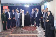 حضور رییس بنیاد شهید و امور ایثارگران کشور و معاون درمانی بیمه دی  در منزل شهید پاکپور