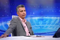 اقدام انسان دوستانه فردوسی پور در شرایط جنگی + عکس