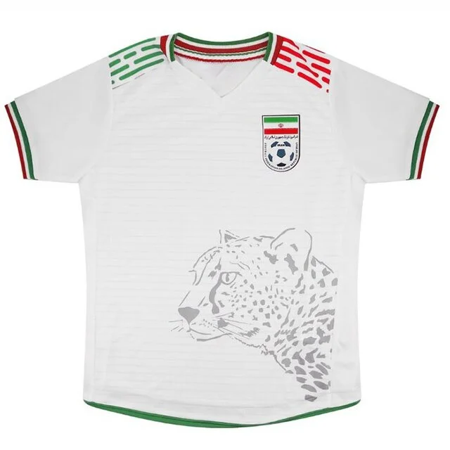 رونمایی از پیراهن رسمی تیم فوتبال ایران در جام جهانی + عکس رونمایی از پیراهن رسمی تیم فوتبال ایران در جام جهانی + عکس