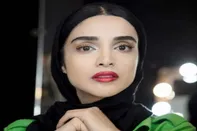 ژست لب ساحلی بازیگر زخم کاری + عکس